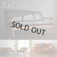 北欧デザイン木肘レザーソファ【Valter】ヴァルタル　二人掛け／三人掛け